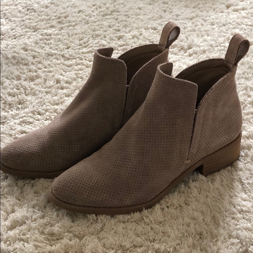 DOLCE VITA booties